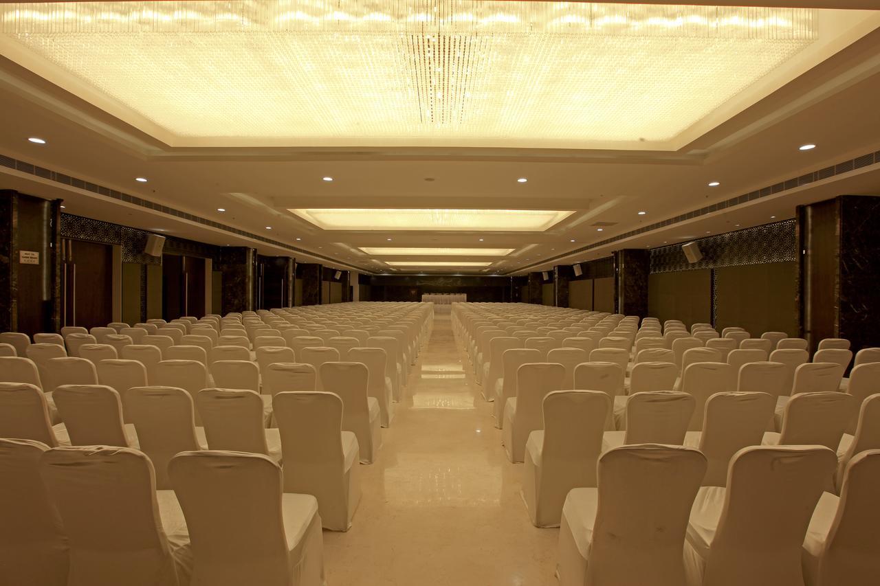 Goutham Grand Hotel Tenali Esterno foto